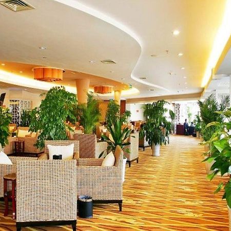 Crown International Hotel Chengdu Interior foto
